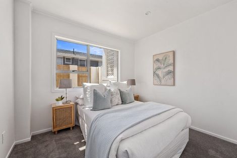 Photo of property in 68 Weatherly Road, Torbay, Auckland, 0630