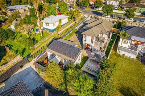 Photo of property in 123 Waimumu Road, Massey, Auckland, 0614