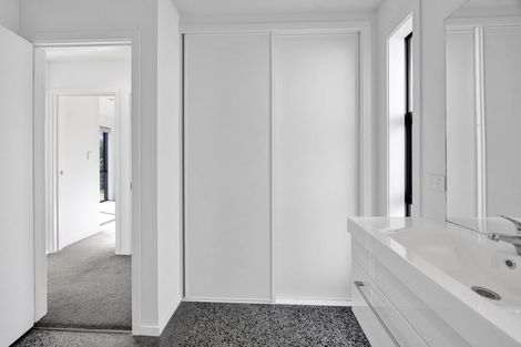 Photo of property in 8 Gladstone Street, Hawera, 4610