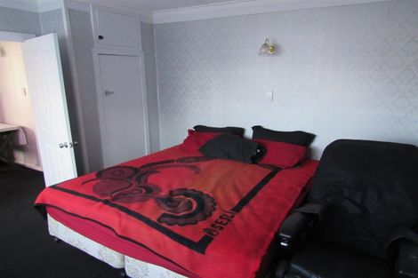 Photo of property in 59 Camberwell Road, Hawera, 4610