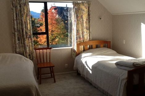 Photo of property in 10 Rob Roy Lane, Wanaka, 9305