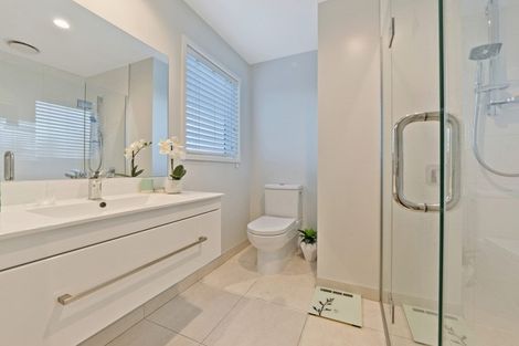 Photo of property in 42 Santa Maria Avenue, Mount Pleasant, Christchurch, 8081