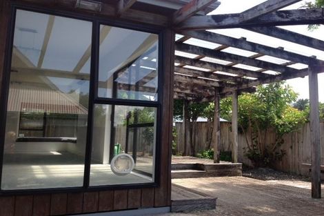 Photo of property in 25b Rotomahana Terrace, Remuera, Auckland, 1050