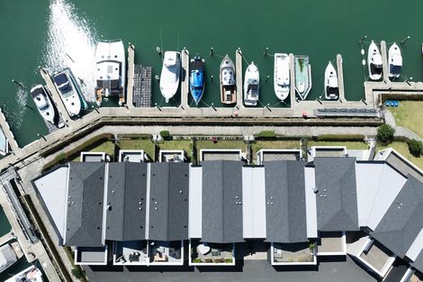 Photo of property in 11/6 The Marina, Tairua, 3508