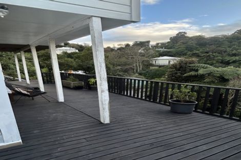 Photo of property in 26 Northland Road, Northland, Wellington, 6012