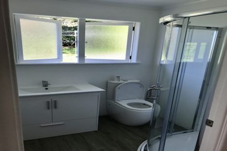 Photo of property in 44 Selwyn Crescent, Forrest Hill, Auckland, 0620