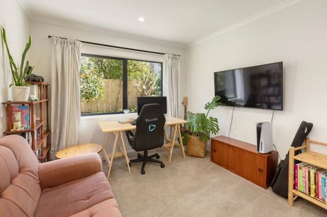 Photo of property in 14a Macmillan Street, Katikati, 3129