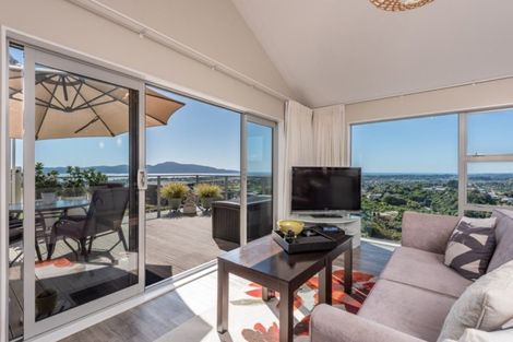 Photo of property in 79 Panorama Drive, Paraparaumu, 5032
