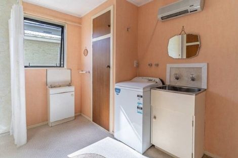 Photo of property in 10 Grange Street, Winton, 9720