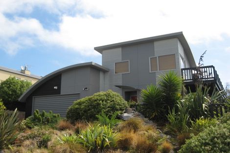 Photo of property in 5 Dunkeld Lane, Redcliffs, Christchurch, 8081