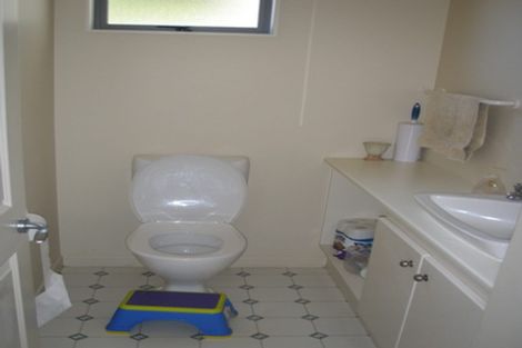 Photo of property in 120 Wexford Road, Miramar, Wellington, 6022