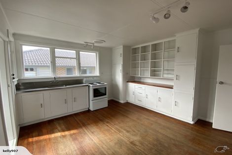 Photo of property in 16 Kakapo Place, Papatoetoe, Auckland, 2025