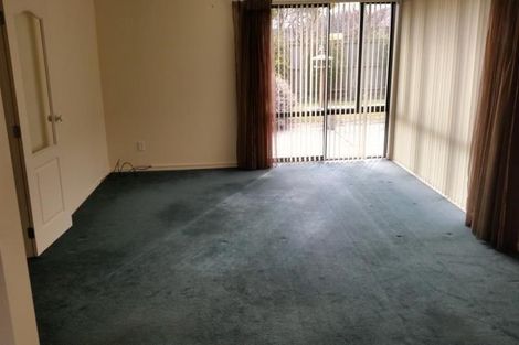 Photo of property in 2 Wisteria Place, Parklands, Christchurch, 8083