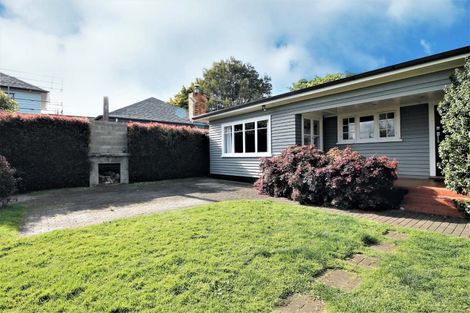 Photo of property in 17 Clark Road, Pahurehure, Papakura, 2113