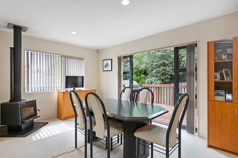 Photo of property in 2/13 Delamare Court, Sunnynook, Auckland, 0632