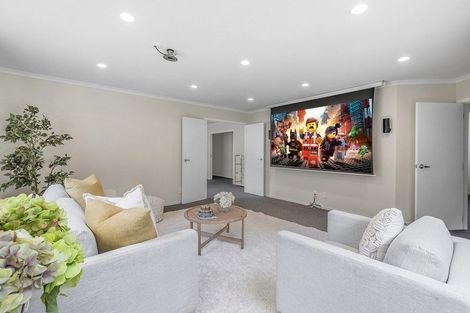 Photo of property in 60 Airlie Road, Plimmerton, Porirua, 5026