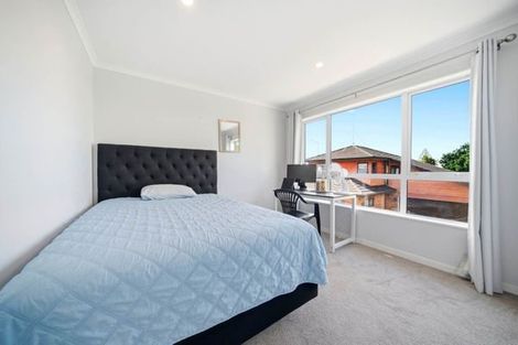 Photo of property in 123a Forrest Hill Road, Forrest Hill, Auckland, 0620