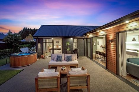 Photo of property in 39 Dunlops Crescent, Bottle Lake, Christchurch, 8083