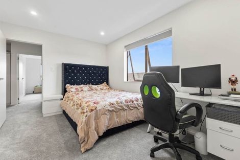 Photo of property in 25 Woven Place, Karaka, Papakura, 2113