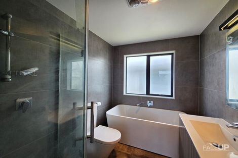 Photo of property in 22 Turret Lane, Hobsonville, Auckland, 0616