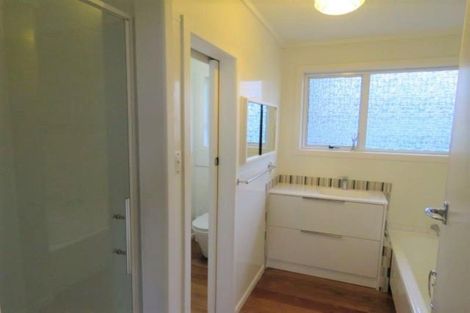 Photo of property in 129 Pendarves Street, New Plymouth, 4312