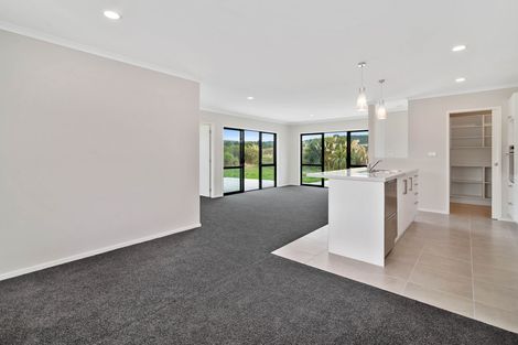 Photo of property in 22 Lacebark Drive, Kinloch, Taupo, 3377