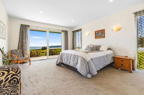 Photo of property in 601 Cable Bay Block Road, Cable Bay, 0420