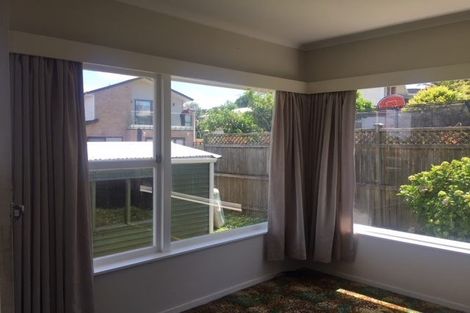 Photo of property in 4/11 Evelyn Place, Hillcrest, Auckland, 0627