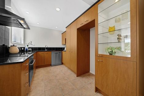 Photo of property in 2/27 Kellaway Drive, East Tamaki, Auckland, 2013