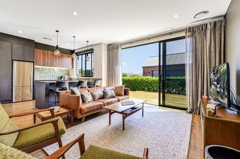 Photo of property in 2 Garland Lane, Leamington, Cambridge, 3432