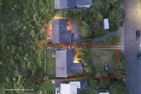 Photo of property in 41 Field Way, Waikanae Beach, Waikanae, 5036