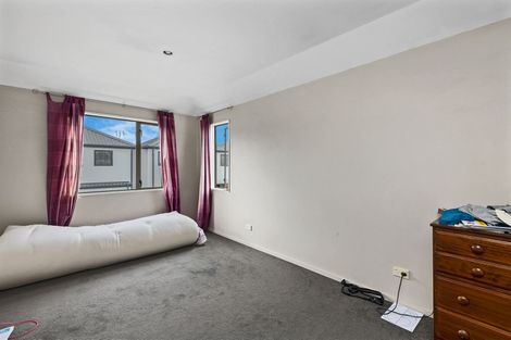 Photo of property in 1/19 Hills Road, Edgeware, Christchurch, 8013