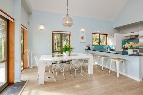 Photo of property in 175 Mcgregor Road, Clevedon, Papakura, 2582