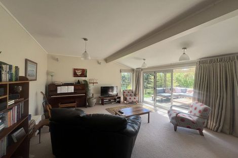 Photo of property in 92a Forest Lakes Road, Otaki, 5583