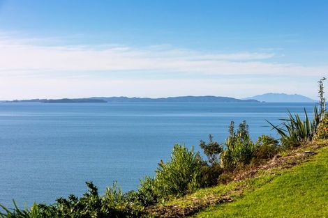 Photo of property in 90 Ardern Avenue, Stanmore Bay, Whangaparaoa, 0932