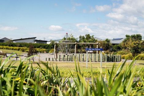 Photo of property in 30 Hills View Drive, Papamoa, 3118