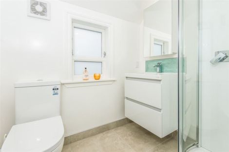 Photo of property in 27 Princess Terrace, Newtown, Wellington, 6021