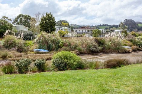 Photo of property in 23 Admiral Drive, Cooks Beach, Whitianga, 3591