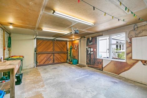 Photo of property in 4 Nicholson Road, Khandallah, Wellington, 6035