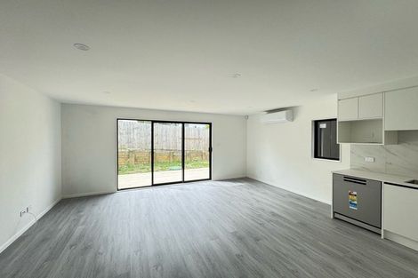 Photo of property in 12 Peara Place, Henderson, Auckland, 0610