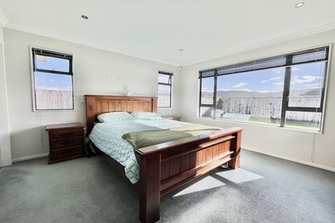 Photo of property in 20 Kelso Grove, Kelson, Lower Hutt, 5010