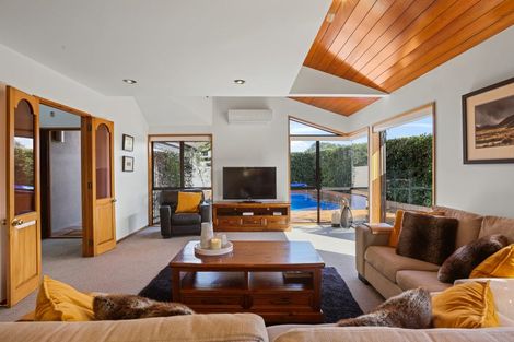 Photo of property in 1 Maygrove Drive, Orewa, 0931