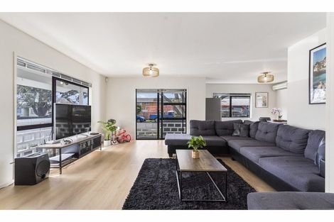 Photo of property in 39 Hutton Street, Otahuhu, Auckland, 1062