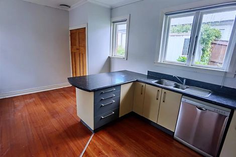 Photo of property in 343 Karori Road, Karori, Wellington, 6012