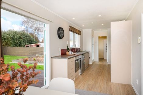 Photo of property in 5 Acacia Street, Kelvin Grove, Palmerston North, 4414