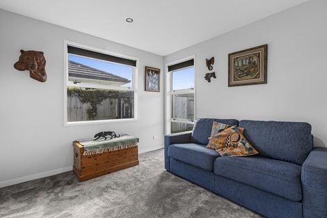 Photo of property in 2 Cecilia Place, Papamoa Beach, Papamoa, 3118