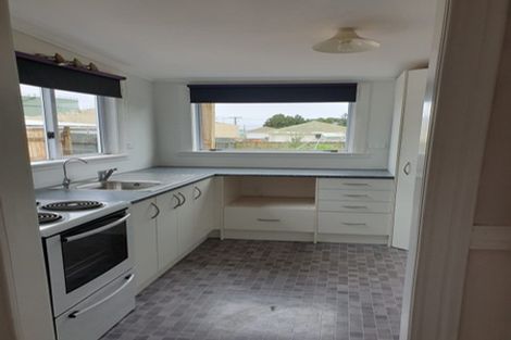 Photo of property in 6 Harbour Street, Moturoa, New Plymouth, 4310