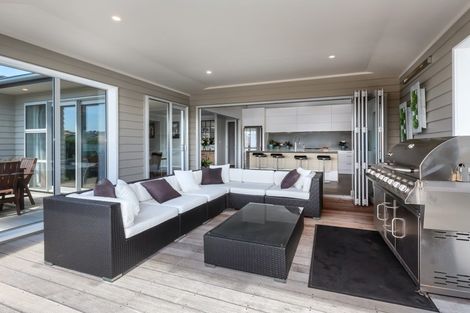 Photo of property in 36 John Burke Drive, Aotea, Porirua, 5024