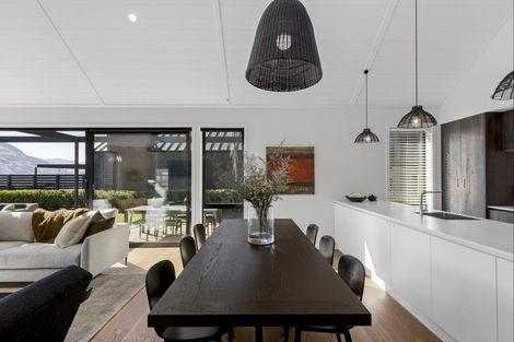 Photo of property in 27 Double Cone Road, Jacks Point, Queenstown, 9371