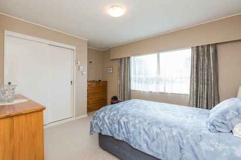 Photo of property in 2/17 Ngarimu Crescent, Taradale, Napier, 4112